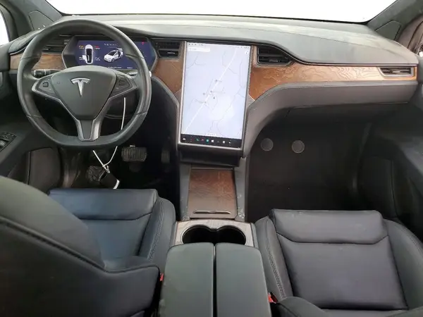 5YJXCDE29LF305185 2020 TESLA MODEL X - Image 8