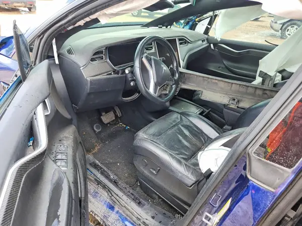 5YJXCDE2XHF046715 2017 TESLA MODEL X - Image 8