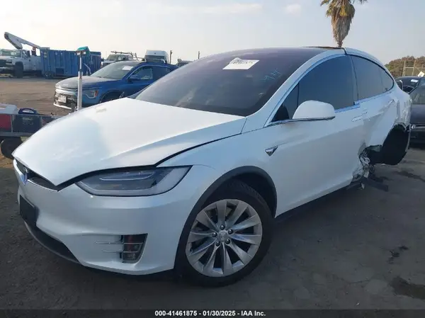5YJXCDE2XHF050263 2017 TESLA MODEL X - Image 2
