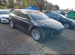 5YJXCDE2XHF054698 2017 TESLA MODEL X