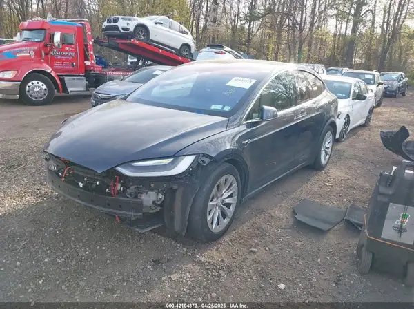 5YJXCDE2XHF054698 2017 TESLA MODEL X - Image 2