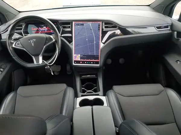 5YJXCDE2XHF059559 2017 TESLA MODEL X - Image 8
