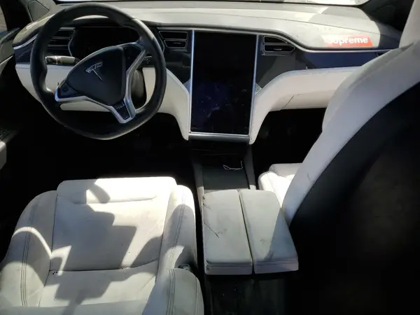 5YJXCDE2XHF060260 2017 TESLA MODEL X - Image 8