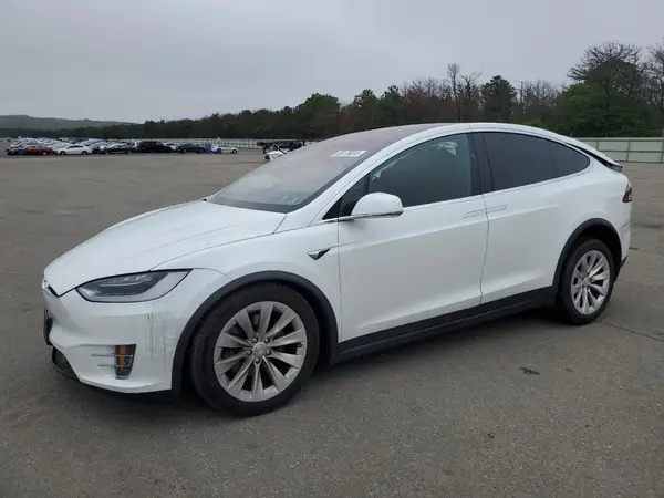 5YJXCDE2XHF077513 2017 TESLA MODEL X - Image 1