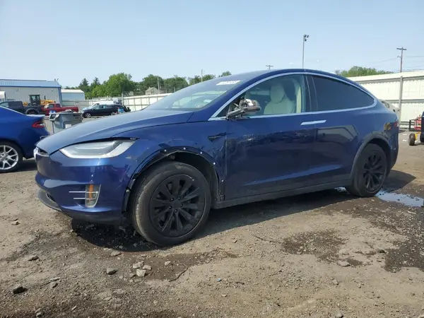 5YJXCDE2XJF102402 2018 TESLA MODEL X - Image 1