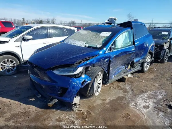 5YJXCDE2XJF120138 2018 TESLA MODEL X - Image 2