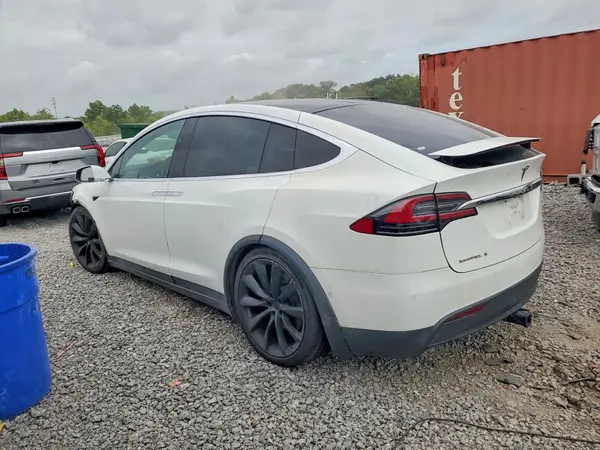 5YJXCDE2XJF124173 2022 TESLA MODEL X - Image 2
