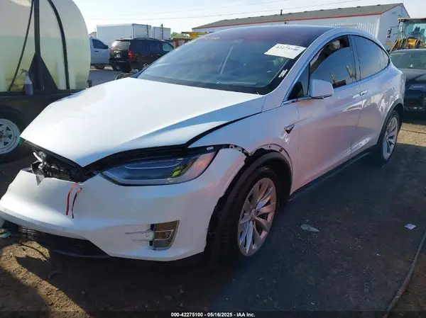 5YJXCDE2XJF126571 2018 TESLA MODEL X - Image 2