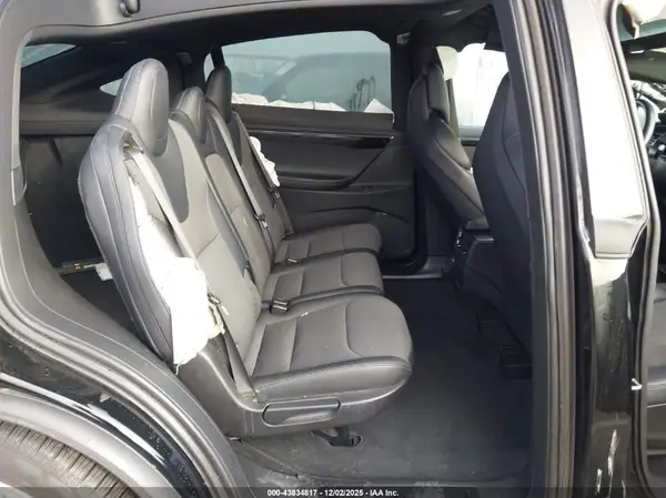 5YJXCDE2XJF137781 2018 TESLA MODEL X - Image 8