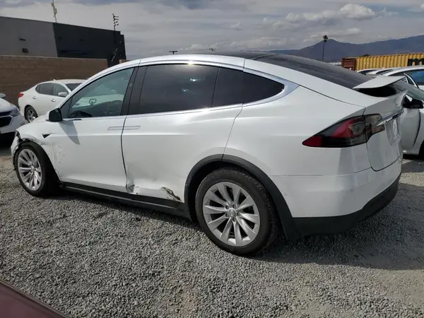 5YJXCDE2XKF207331 2019 TESLA MODEL X - Image 2