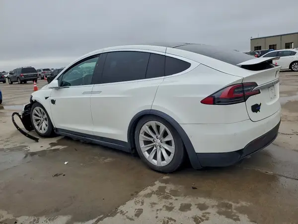 5YJXCDE2XLF271970 2020 TESLA MODEL X - Image 2
