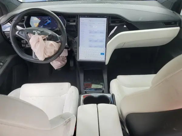 5YJXCDE2XLF285853 2020 TESLA MODEL X - Image 8