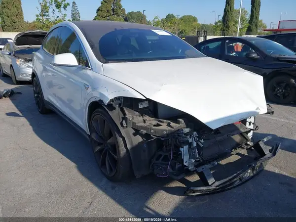 5YJXCDE2XLF304255 2020 TESLA MODEL X - Image 1