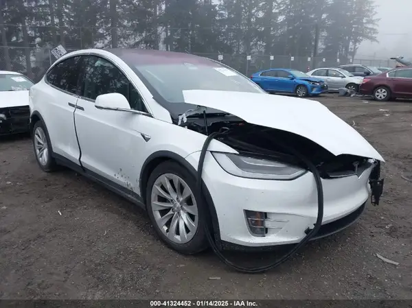 5YJXCDE2XMF319579 2021 TESLA MODEL X - Image 1