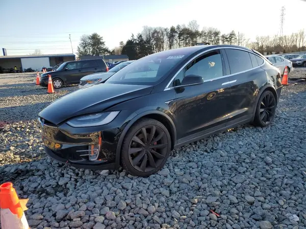 5YJXCDE41JF101656 2018 TESLA MODEL X - Image 1
