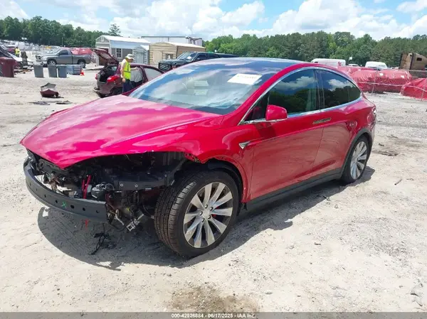 5YJXCDE41LF237160 2020 TESLA MODEL X - Image 2