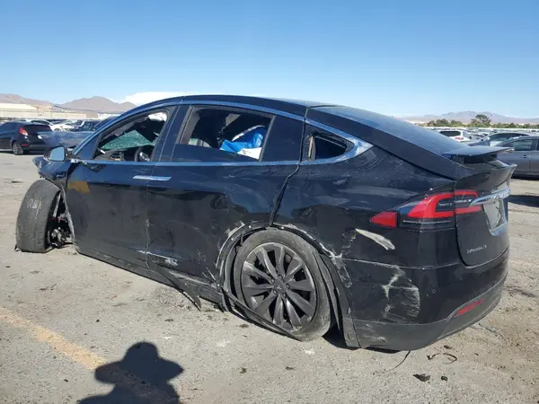 5YJXCDE43JF091650 2018 TESLA MODEL X - Image 2