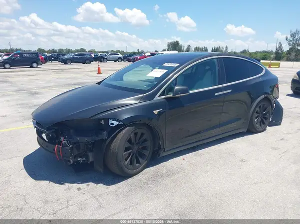 5YJXCDE43KF186128 2019 TESLA MODEL X - Image 2