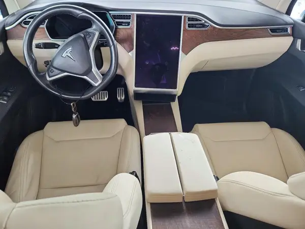 5YJXCDE44JF081127 2018 TESLA MODEL X - Image 8