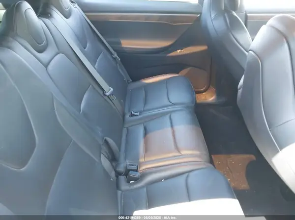 5YJXCDE44KF180385 2019 TESLA MODEL X - Image 8