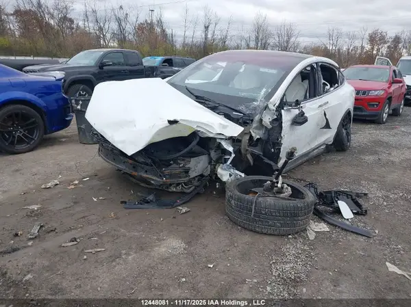 5YJXCDE45LF266385 2020 TESLA MODEL X - Image 2