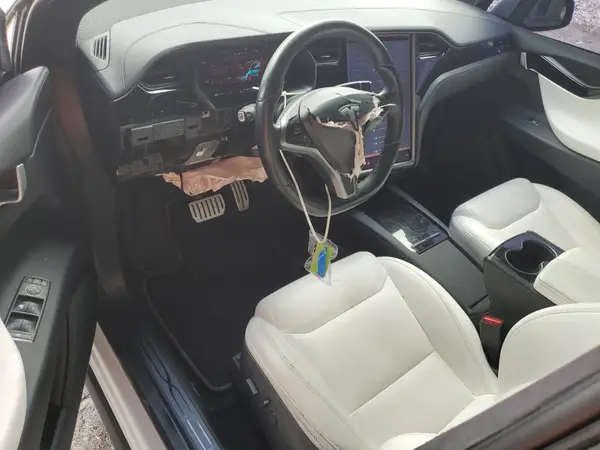 5YJXCDE47LF262354 2020 TESLA MODEL X - Image 8