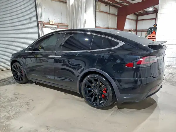 5YJXCDE48KF180406 2019 TESLA MODEL X - Image 2