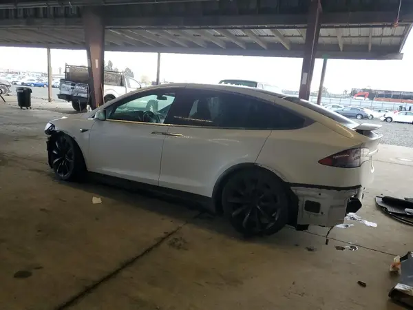 5YJXCDE49LF262985 2020 TESLA MODEL X - Image 2