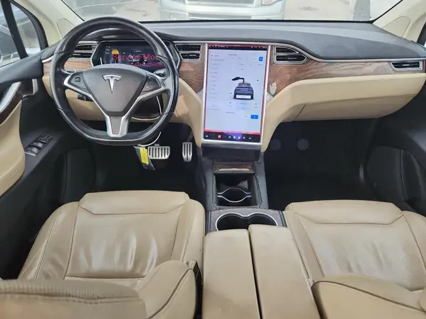 5YJXCDE4XHF034856 2017 TESLA MODEL X - Image 8