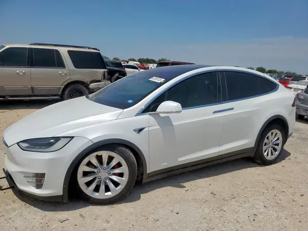 5YJXCDE4XKF196848 2019 TESLA MODEL X - Image 1