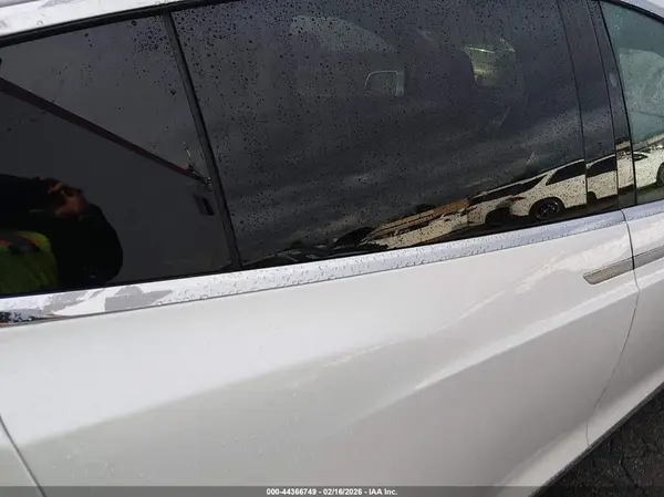5YJXCDE4XLF265071 2020 TESLA MODEL X - Image 8