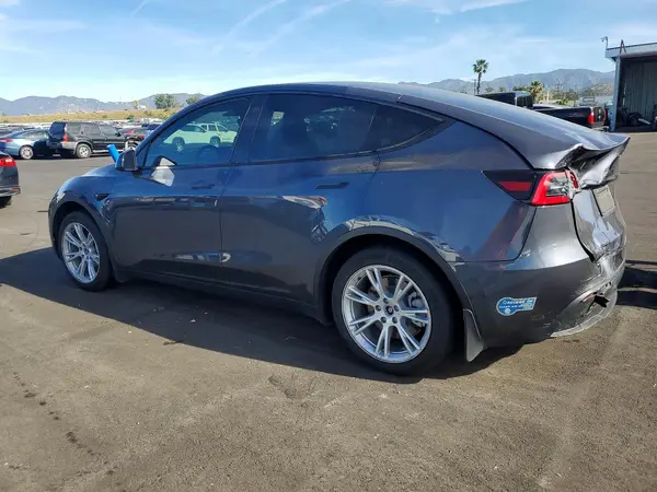 5YJYGAED2MF135925 2021 TESLA MODEL Y - Image 2