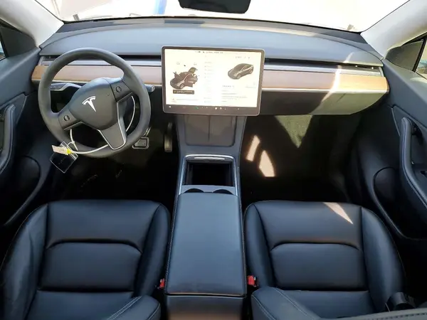 5YJYGAED2MF135925 2021 TESLA MODEL Y - Image 8