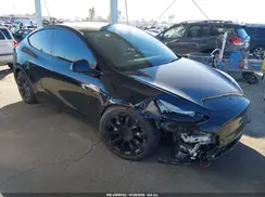 5YJYGAED5MF135675 2021 TESLA MODEL Y