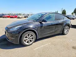 5YJYGAED5MF136292 2021 TESLA MODEL Y