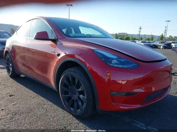 5YJYGAED7MF135497 2021 TESLA MODEL Y - Image 1