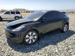5YJYGAED8MF135105 2021 TESLA MODEL Y