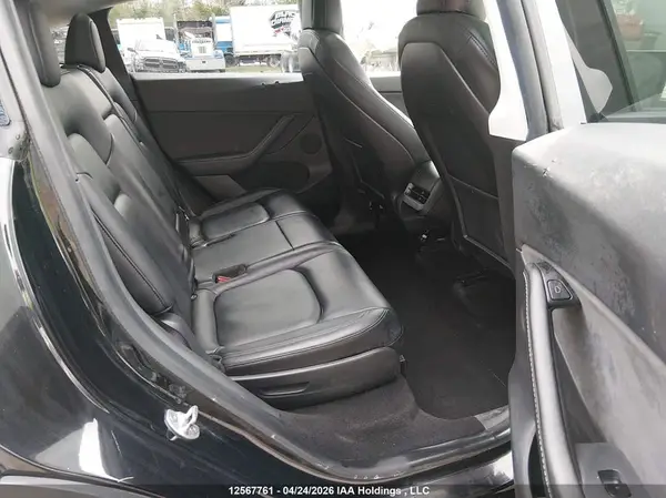 5YJYGAED8MF135377 2021 TESLA MODEL Y - Image 8