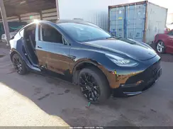 5YJYGAEDXMF177078 2021 TESLA MODEL Y