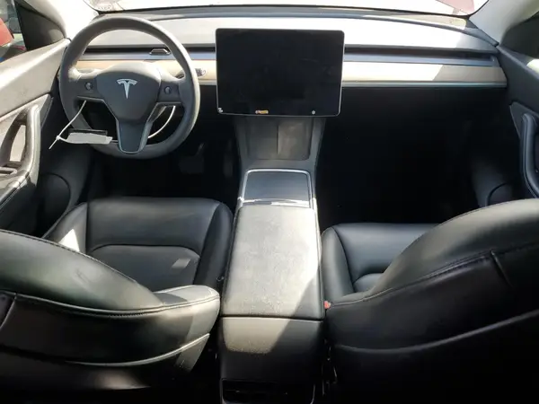 5YJYGAEDXMF210810 2021 TESLA MODEL Y - Image 8