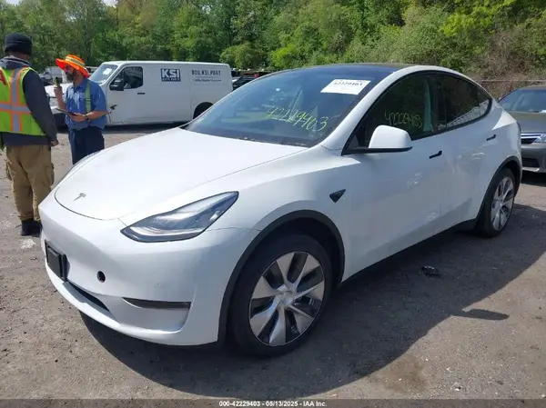 5YJYGAEE0MF149430 2021 TESLA MODEL Y - Image 2