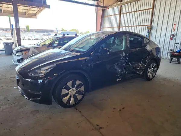 5YJYGAEE0MF154899 2021 TESLA MODEL Y - Image 1