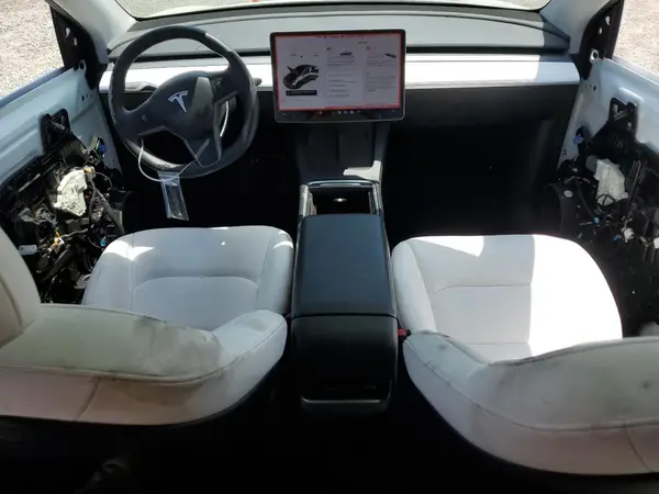 5YJYGAEE0MF178975 2021 TESLA MODEL Y - Image 8
