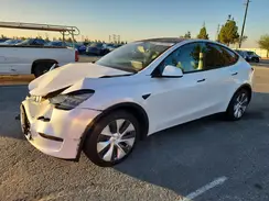 5YJYGAEE0MF179947 2021 TESLA MODEL Y