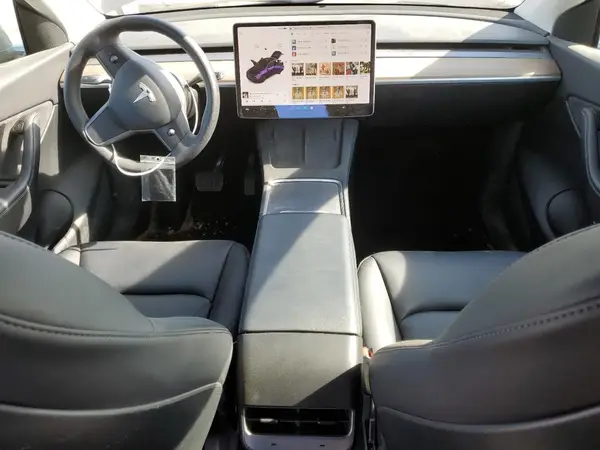 5YJYGAEE0MF187904 2021 TESLA MODEL Y - Image 8