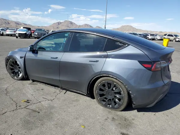5YJYGAEE0MF199468 2021 TESLA MODEL Y - Image 2