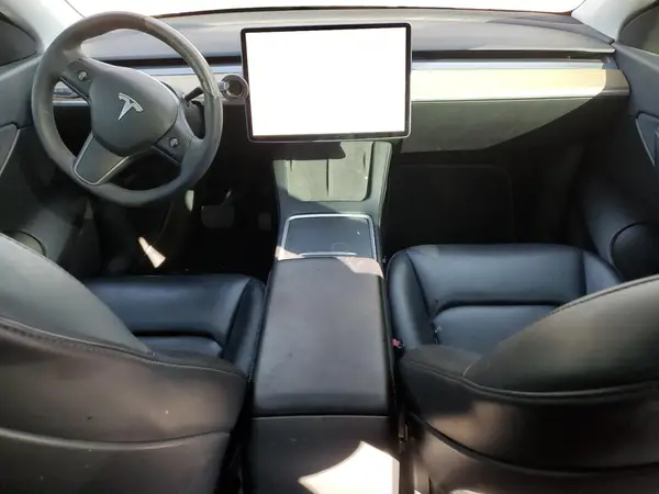 5YJYGAEE0MF235451 2021 TESLA MODEL Y - Image 8