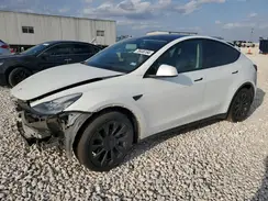 5YJYGAEE0MF237698 2021 TESLA MODEL Y