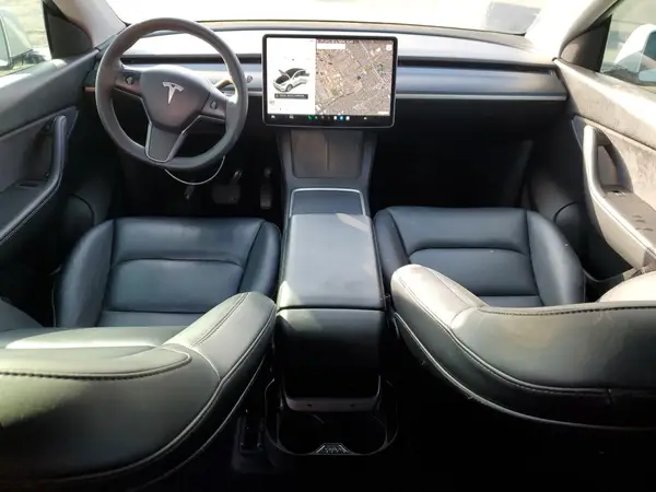 5YJYGAEE0MF251598 2021 TESLA MODEL Y - Image 8