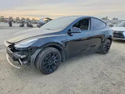 5YJYGAEE0MF272659 2021 TESLA MODEL Y